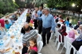 Yaşlılar ve Gençler Evi’nde her gün 1500 kişiye iftar veren Karadeniz Ereğli Belediye Başkanı Hüseyin Uysal,  belediyenin gerçekleştirdiği son iftarı protokol ve halka birlikte yaptı.