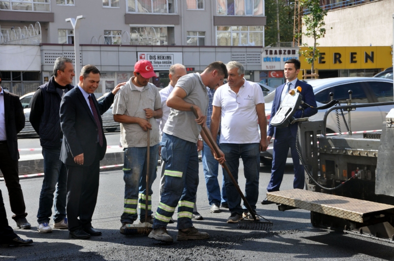 BAŞKAN UYSAL, ÇALIŞMALARI DENETLEDİ