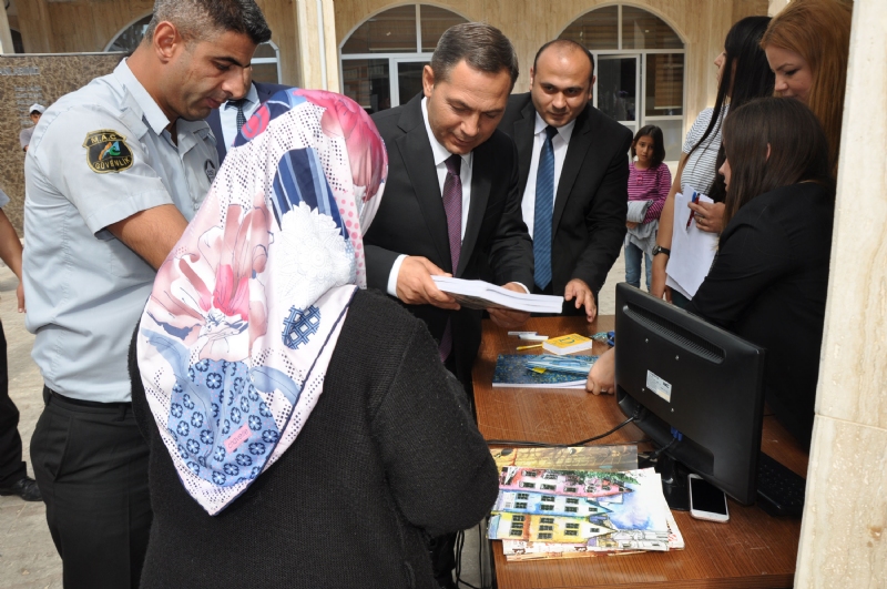 Kdz.Ereğli Belediyesi ihtiyaç sahibi bin 200 öğrenciye kırtasiye yardımında bulundu. Başkan Hüseyin Uysal, ‘İhtiyaç sahibi çocukların eğitimi konusunda üzerimize düşen görevleri yapmaya devam edeceğiz” dedi.